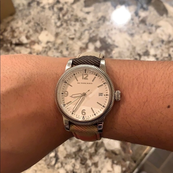 Burberry Watch “Nova” - Picture 6 of 6